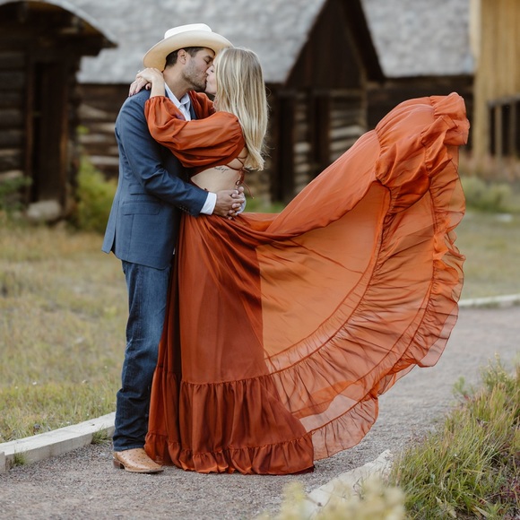 Mac Duggal Blouson Sleeve Tiered Open Back Dress - Picture 9 of 12